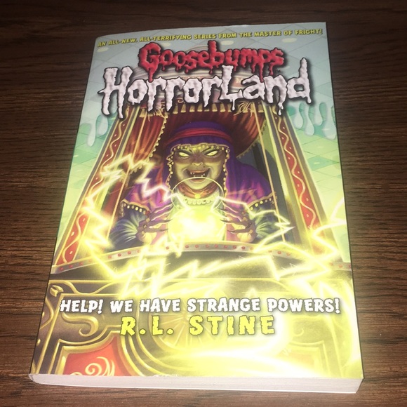 GOOSBUMPS HORRORLAND SET OF 10 PAPERBACKS FROM THE SERIES MASTERS OF FRIGHT - Picture 11 of 12